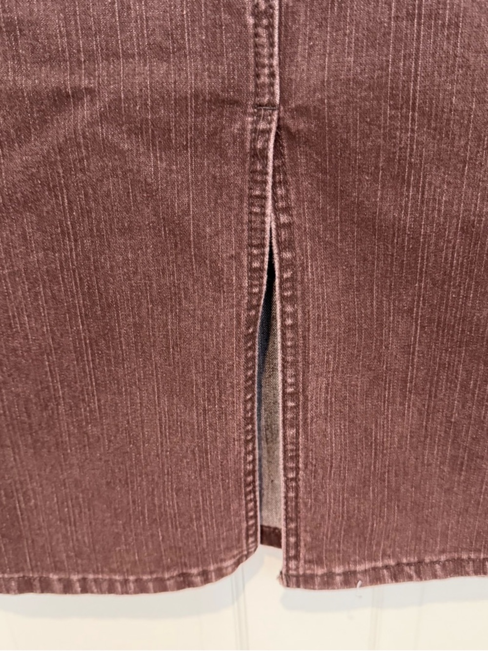 Women's Denim Pencil Skirt - Picture 3 of 6